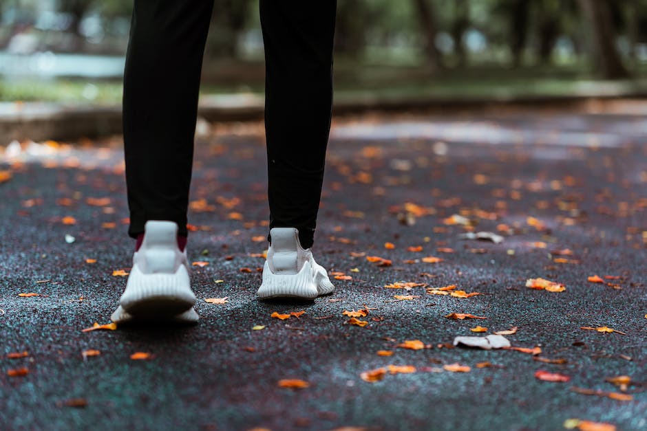  Hilfe bei schwitzigen Füßen in High Heels